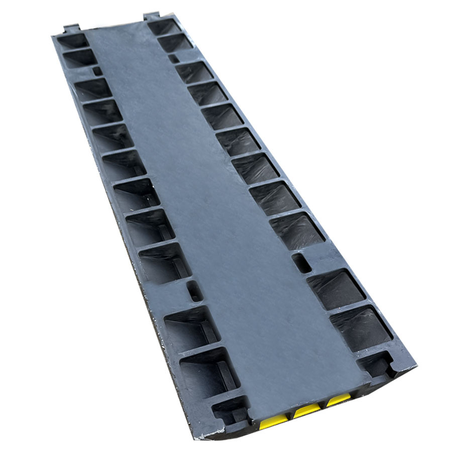3 CHANNEL CABLE PROTECTOR RAMP 90CMX58CM