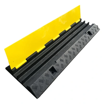3 CHANNEL CABLE PROTECTOR RAMP 90CMX58CM